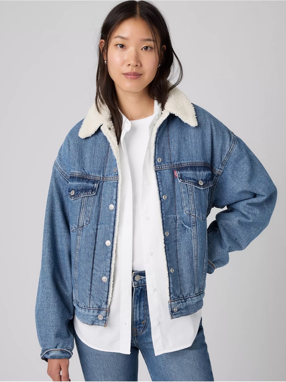 NWT Levi's Blue Denim Jacket with Cream Sherpa Collar